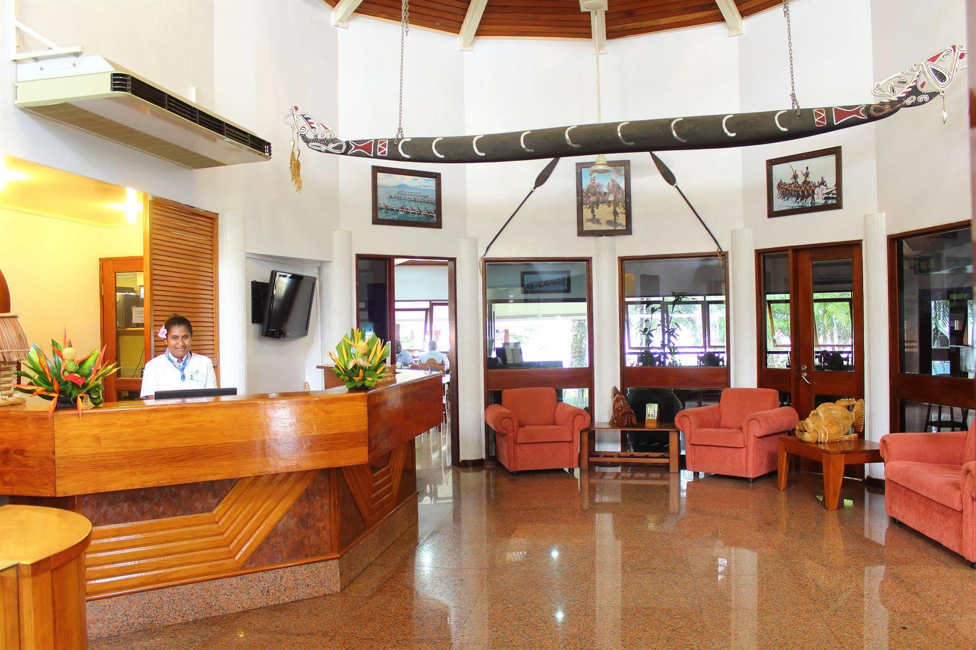 Alotau International Hotel Exterior photo